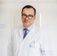 Dr n. med Paweł Szymanowski